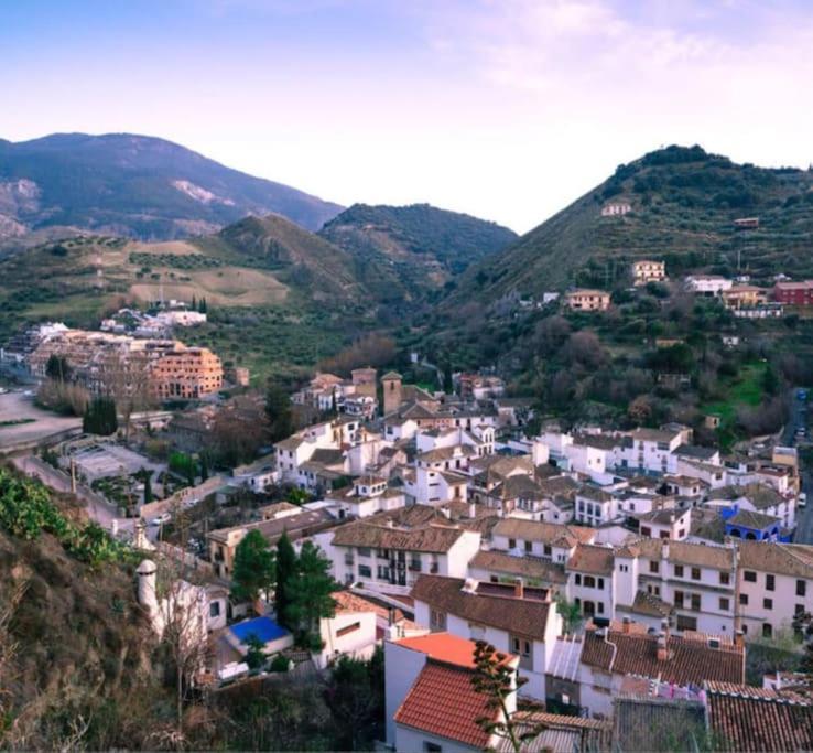 Bonito Apartamento En Monachil Pueblo Exterior foto